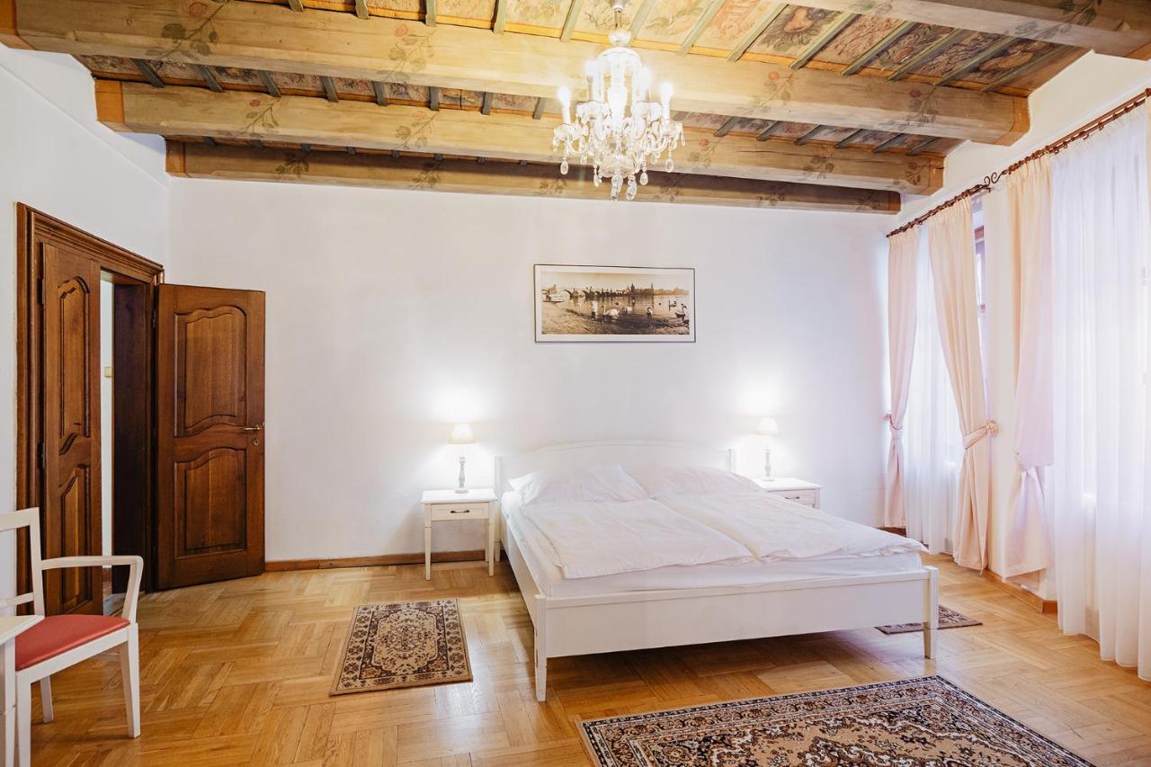 Apartmán U Cerneho Medveda- At The Black Bear Praha Exteriér fotografie